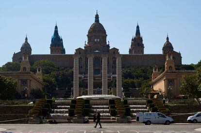 El MNAC tornarà a l'activitat el 10 de juny amb un autobús llançadora des de plaça Espanya. 