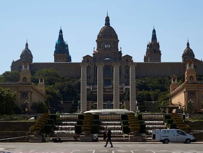 El MNAC tornarà a l'activitat el 10 de juny amb un autobús llançadora des de plaça Espanya. 