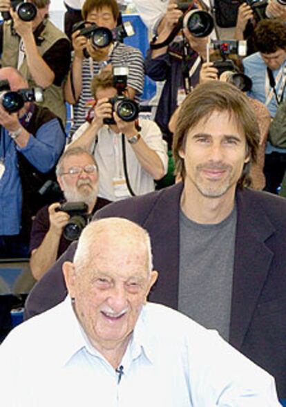 El director brasileño Walter Salles (a la derecha), con Alberto Granado.