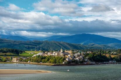 Vista de Castropol, en el occidente asturiano.