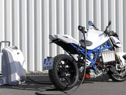 BMW prepara su moto deportiva eléctrica con más de 200 Km de autonomía