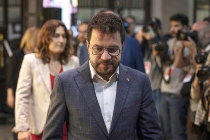 Pere Aragonès, momentos antes de comparecer antes los medios para analizar los resultados electorales de ERC.