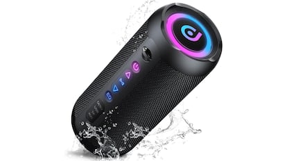 Vista del altavoz portátil con descuento en Amazon.