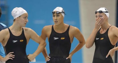 Castro, Morant y Costa, tras su serie de 4x200m libres.