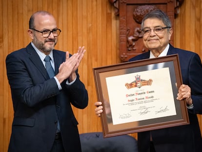 Sergio Ramírez honoris causa de la Universidad de Guadalajara