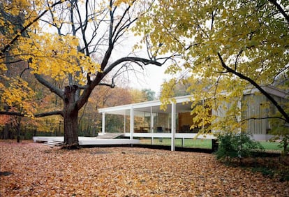 La Casa Farnsworth, de Mies van der Rohe, en Plano (Illinois).