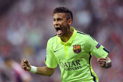 Neymar celebra un dels gols que han sentenciat el partit.