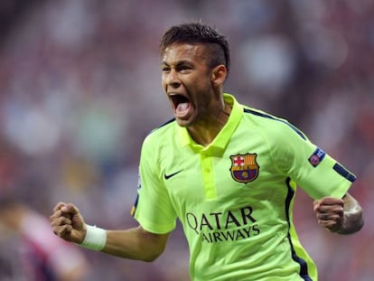 Neymar celebra un dels gols que han sentenciat el partit.