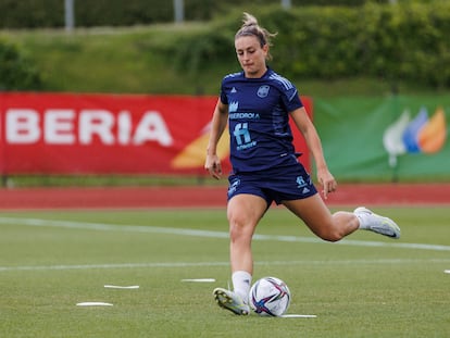 Alexia Putellas, durante un entrenamiento de España en Las Rozas.