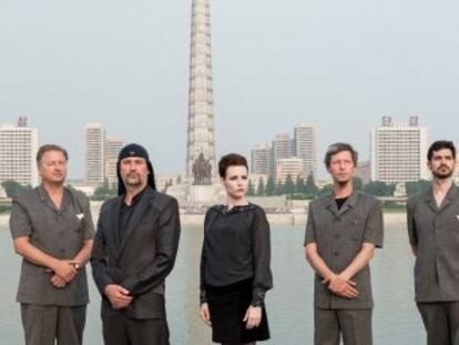 Un documental relata el periplo, en 2015, de los eslovenos Laibach, los pioneros en dar un concierto en el totalitario pais asiático