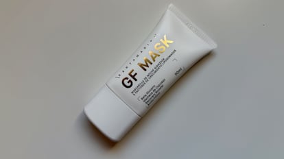 Esta mascarilla facial es una de las mejores del mercado.