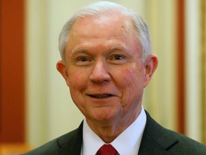 El senador Jeff Sessions, nominado para el puesto de fiscal general.