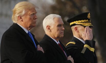 Trump i Pence aquest dijous al cementiri d'Arlington.