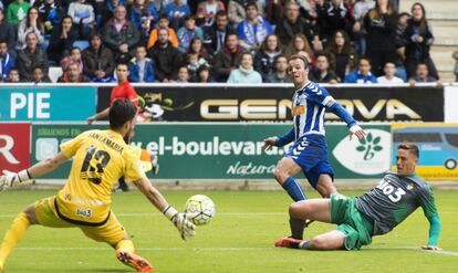 Partido del Alav&eacute;s con la Ponferradina.