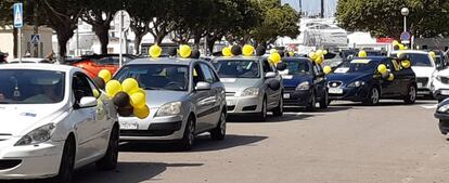 Cerca de 200 vehículos participan en Palma en la sexta caravana nacional contra la temporalidad abusiva en las administraciones.