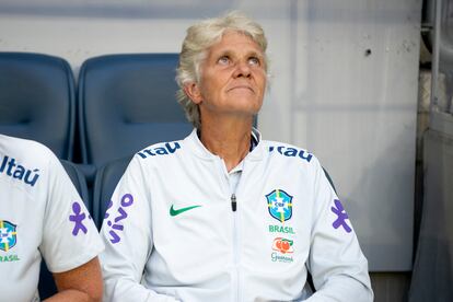 Pia Sundhage, durante un partido de la selección brasileña.