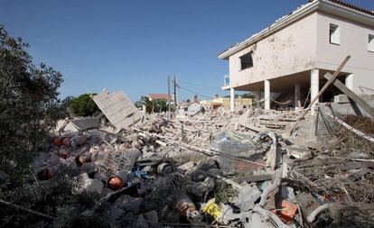 Vivienda de Alcanar en la que se produjo la explosión la noche del miércoles.