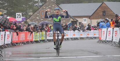 Marc Soler celebra su victoria en la Ruta del Sur.