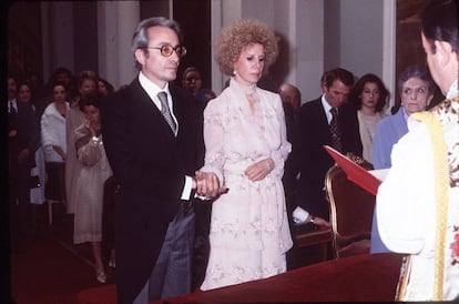 Cayetana Fitz-James Stuart contrajo matrimonio en 1978 con Jesús Aguirre, en el Palacio de Liria de Madrid.