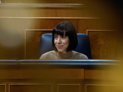 La ministra de Ciencia, Diana Morant, durante el pleno del Congreso de este jueves en Madrid.