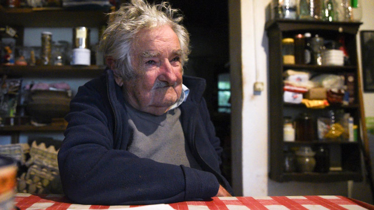 José Mujica anuncia que tiene un tumor en el esófago | Internacional