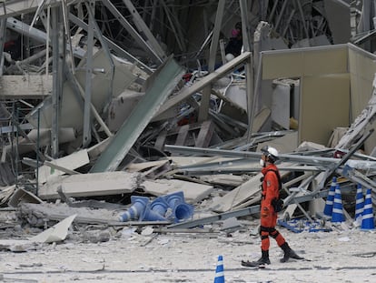 La cifra de muertos en el terremoto de Japón se eleva ya a 18 mientras prosigue la búsqueda de desaparecidos