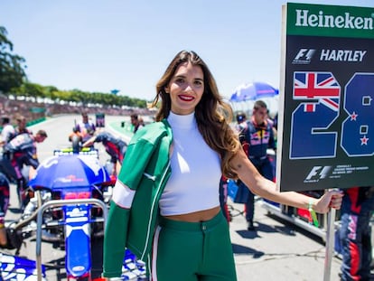 Uma ‘grid girl’ no Grande Prêmio Brasil de 2017