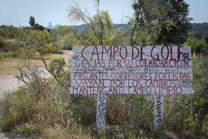 Terrenos del Ayuntamiento de Pozuelo de Alarcón en el que han preparado por su cuenta un grupo de aficionados al Golf un campo para sus prácticas y disfrute.