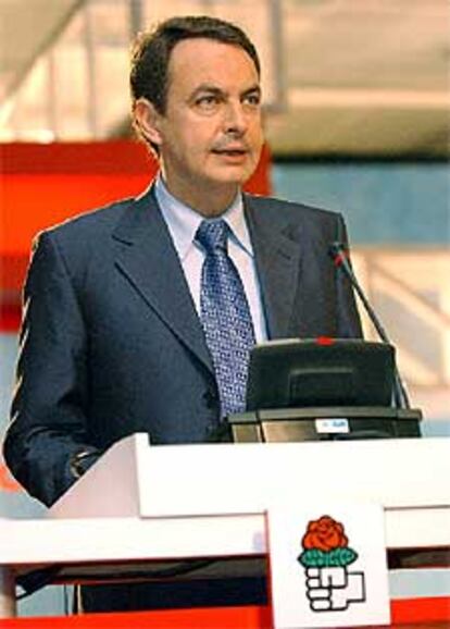 Zapatero, durante su discurso ante el pleno del Consejo de la Internacional Socialista, reunido en Madrid.
