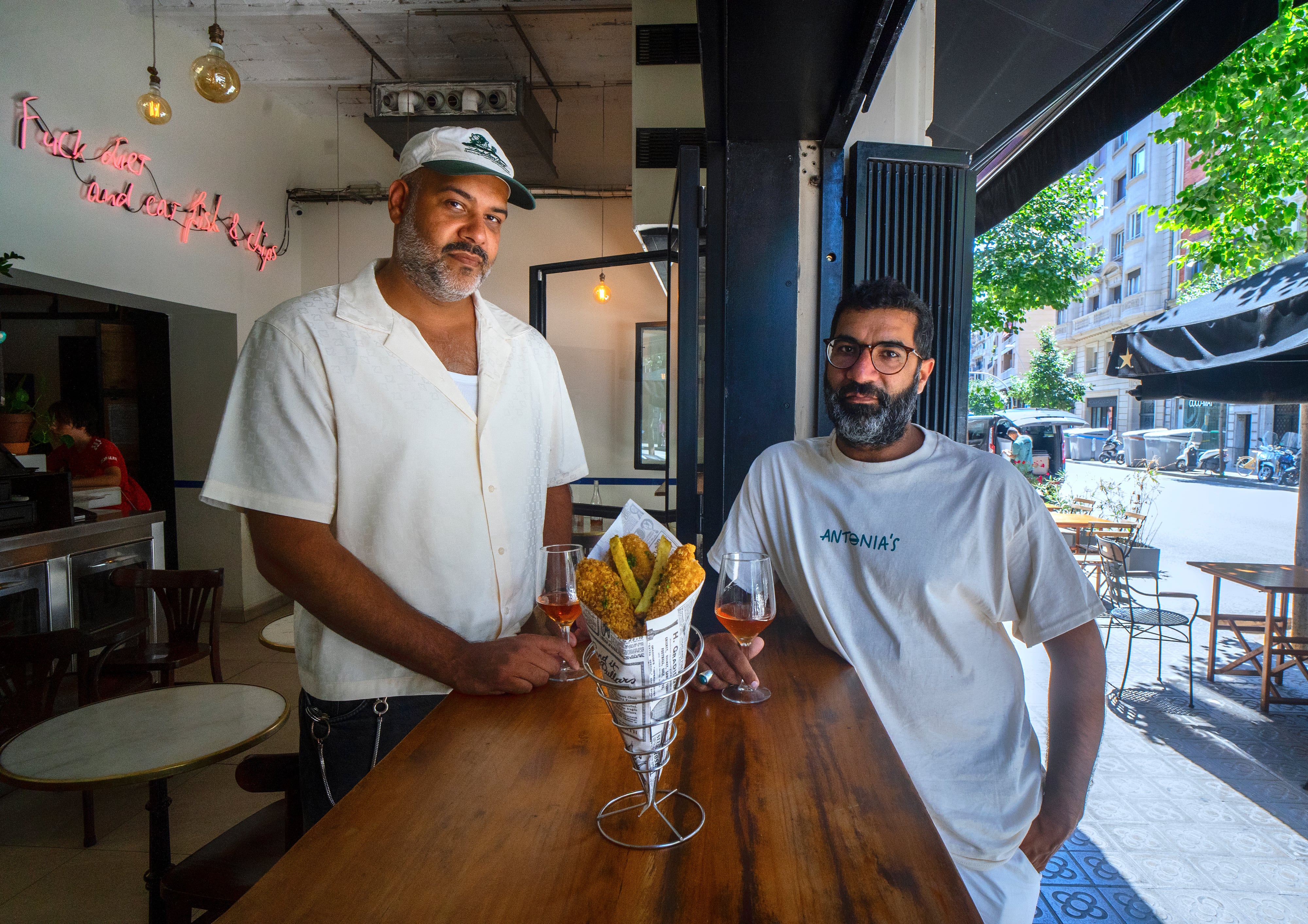 Los hermanos barceloneses que llevaron el ‘fish and chips’ a la categoría gourmet