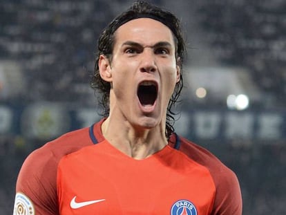 Cavani festeja un tanto al Girondins.