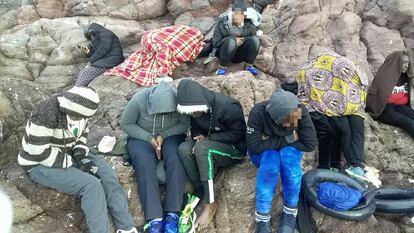 Parte del grupo de migrantes que fue devuelto a Marruecos el pasado 3 de enero. / CAMINANDO FRONTERAS