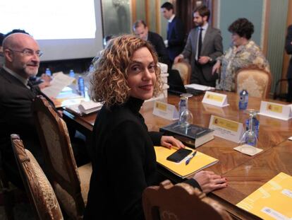 La ministra Meritxell Batet, preside en Bilbao el Consejo de las Lenguas Oficiales.