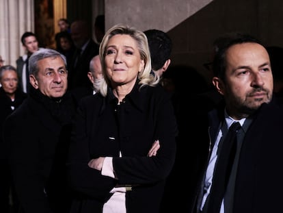 Marine Le Pen, durante el homenaje celebrado en París a los combatientes armenios de la Resistencia Missak y Mélinée Manouchian y varios de sus compañeros.