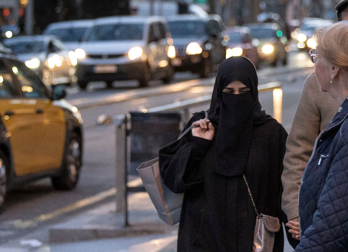 El velo integral es incompatible con la igualdad