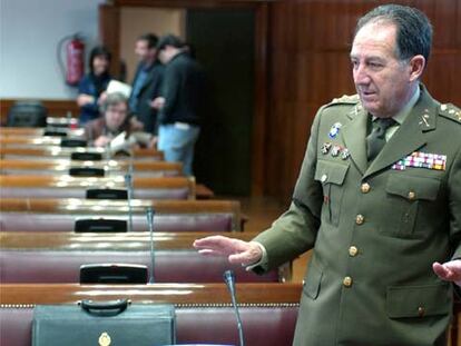Félix Sanz Roldán, en la comisión de Defensa del Senado mientras era el jefe del Estado Mayor de la Defensa, en 2019.