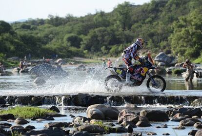 Cyril Despres, durante una etapa del Dakar.