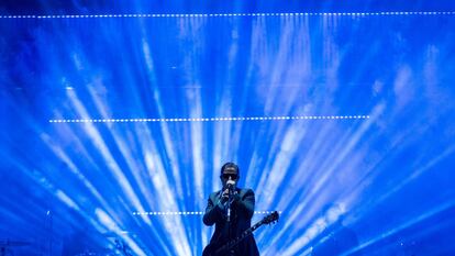 La banda estadounidense Interpol durante un concierto gratuito este sábado en el Zócalo de la Ciudad de México.