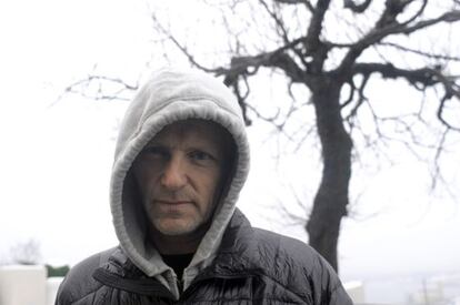 El escritor Jo Nesbo, fotografiado en la gélida Oslo, escenario de sus novelas de género negro.