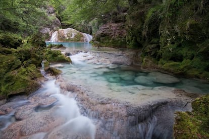 El nacedero del Urederra, en Navarra.