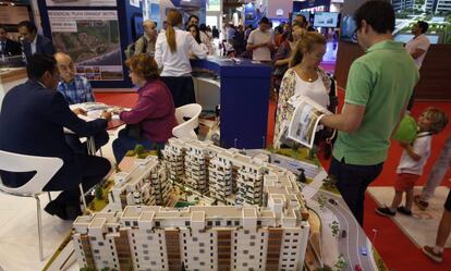La compraventa de casas se incrementó en agosto de 2017 un 17%.