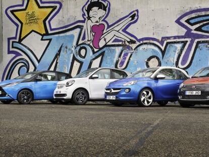 De izquierda a derecha, los urbanitas Toyota Aygo, Smart Forfour, Opel Adam y Fiat 500.