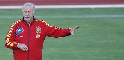 Del Bosque, durante un entrenamiento de España en la Ciudad del Fútbol en Las Rozas (Madrid)