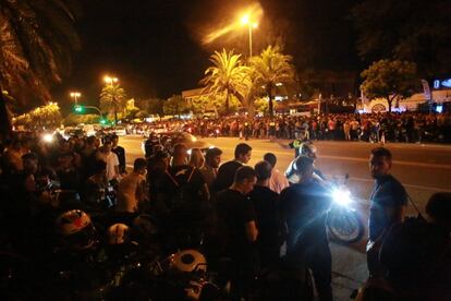 La avenida principal de Jerez Alvaro Domecq es uno de los escenerios principales de la "motorada" nocturna.