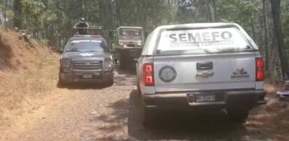 Forenses y policías en Uruapan esta semana pasada.
