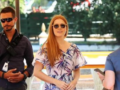 Amy Adams, a la entrada del hotel Excelsior, en Venecia.