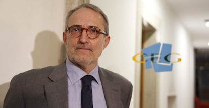 Moure, en la sede de la patronal gallega tras ser elegido.