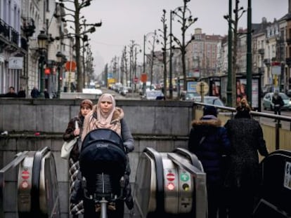 Una boca de metro en el barrio de Molenbeek de Bruselas.