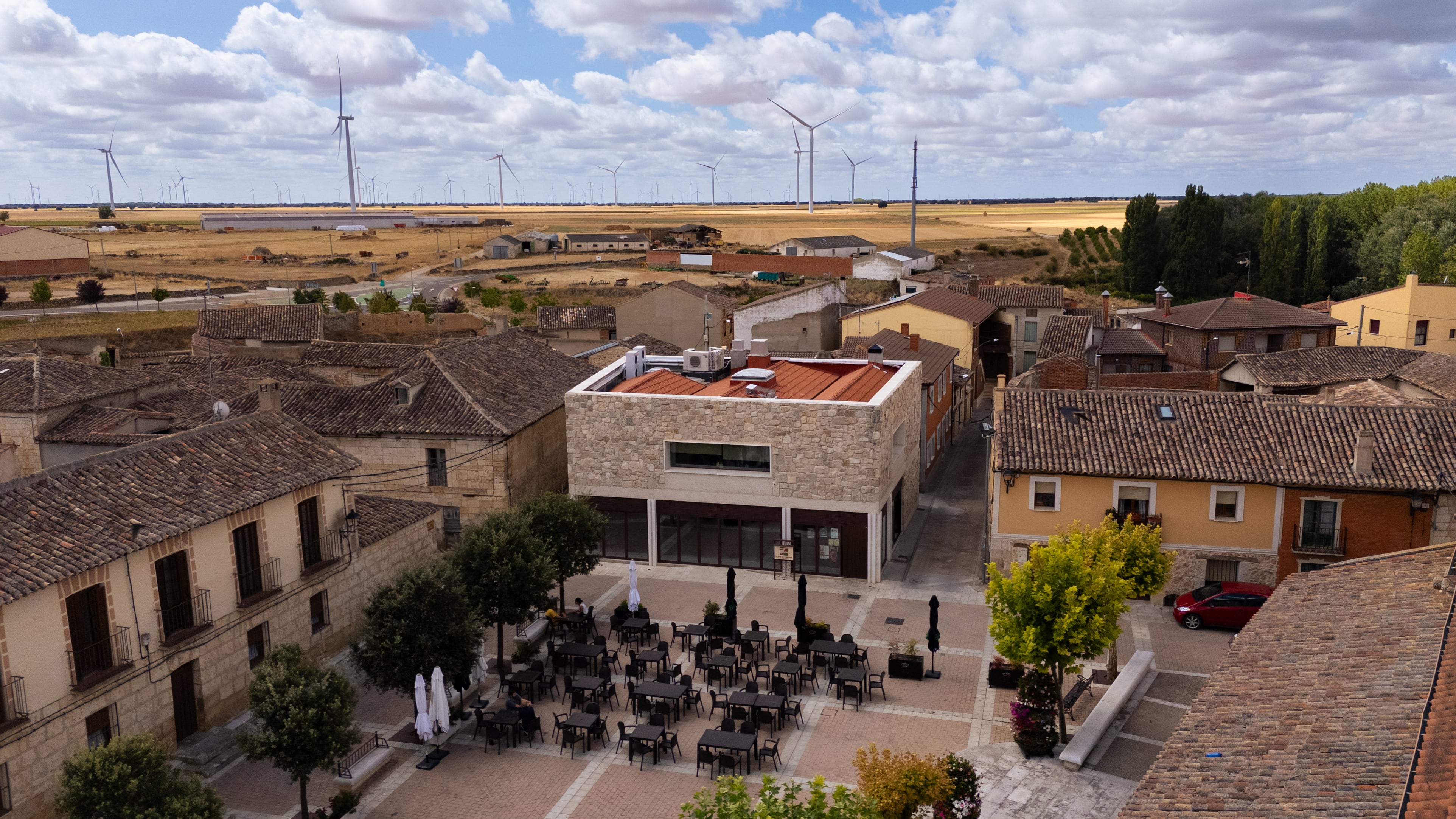 La casa de comidas de Castromonte, obra de Óscar Miguel Ares.