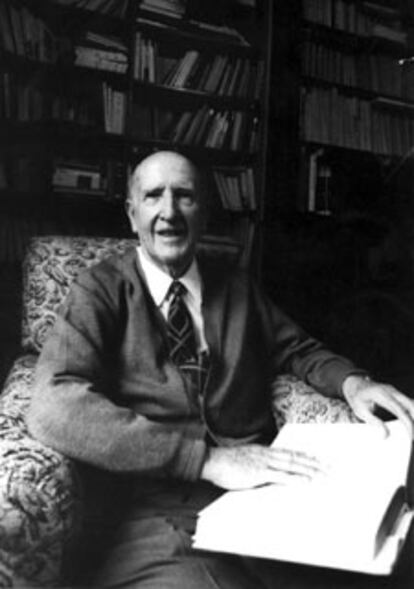 Vicente Aleixandre, en 1977, año en el que recibió el Nobel.
/ CÉSAR LUCAS